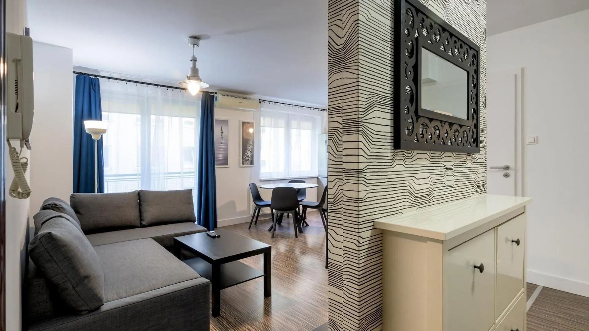Rentplanet - Apartament Pulaskiego II Wrocław 0*,  Polska